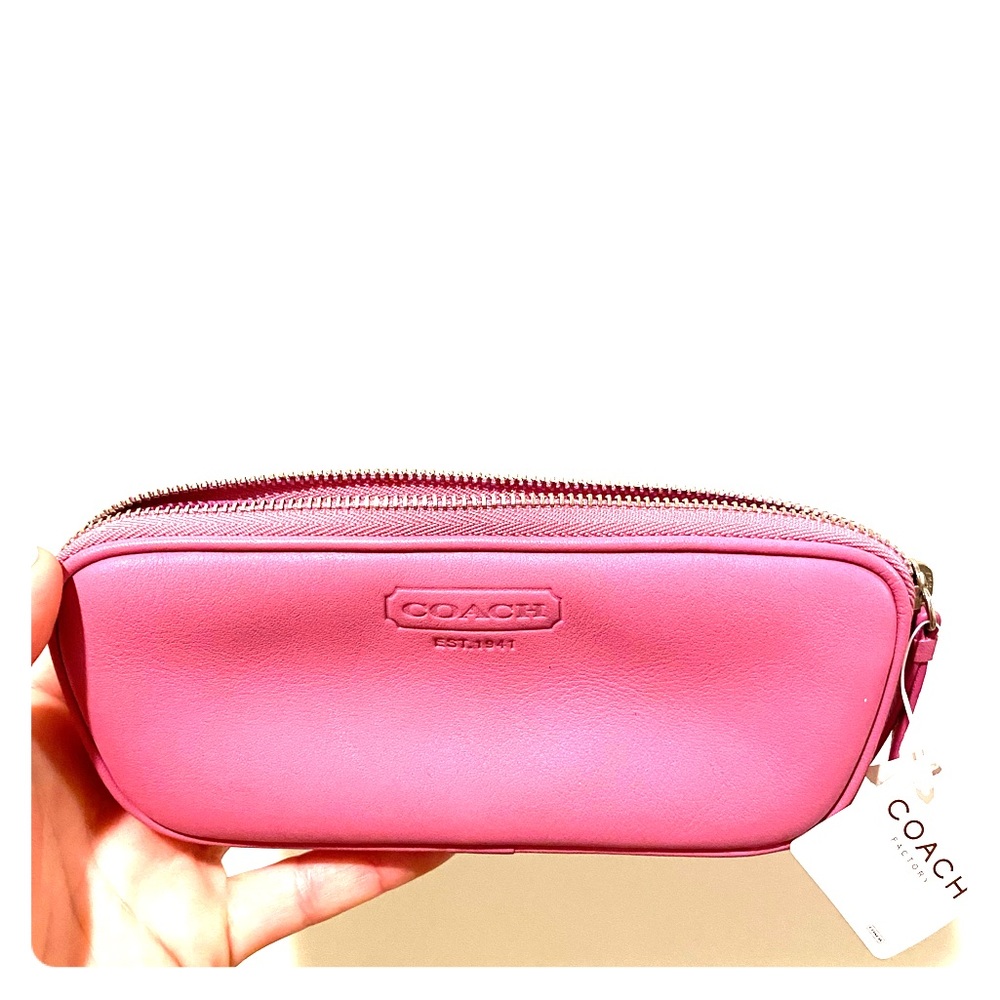 Coach pouch